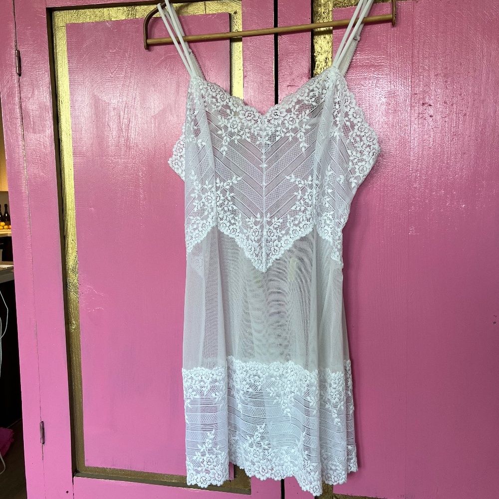 Wacoal lace chemise